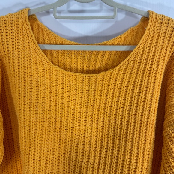 Hollister Yellow Knit Sweater Cropped Long Sleeve Women Size S - Picture 8 of 13